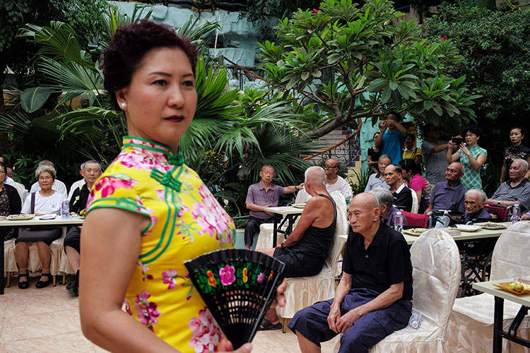 Women sex Dongguan older in Old Women